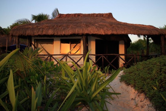 La Vita Bella bungalow sunset