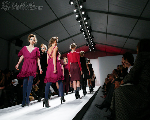 New York Fashion Week 2009 at Bryant Park | Peter Tsai Photography Blog