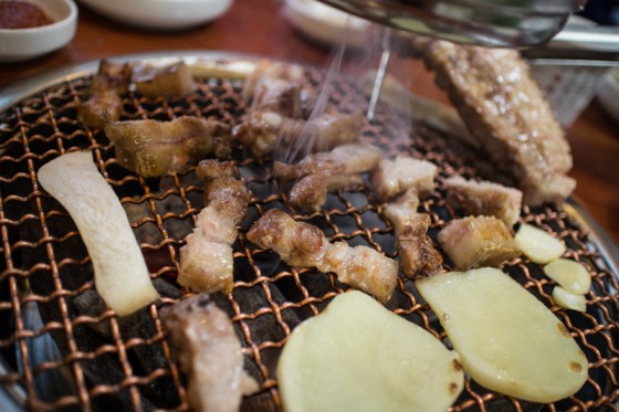 Cooking Korean pork belly