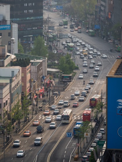 Car Traffic on Seoul Streets